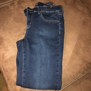 SO super stretch jeggings